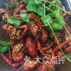 九江哪个自助团购平台可以品尝到美味的龙虾？