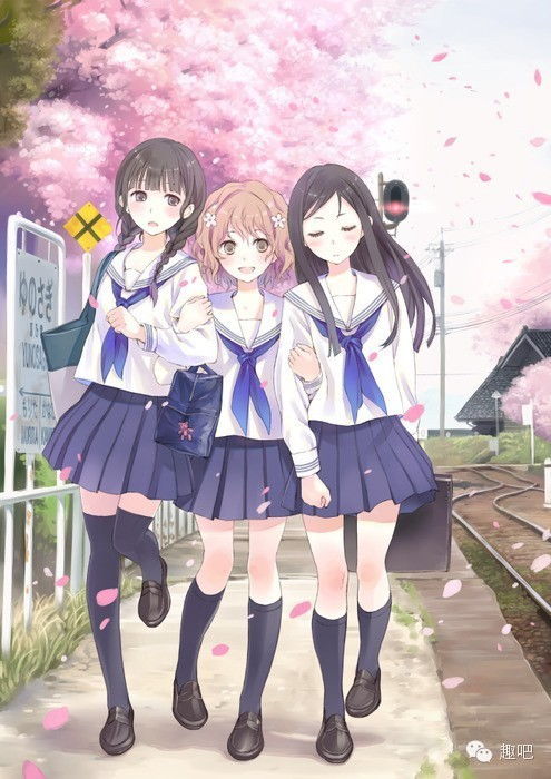 药店老板竟兼职二次元创作？背后故事引人好奇！