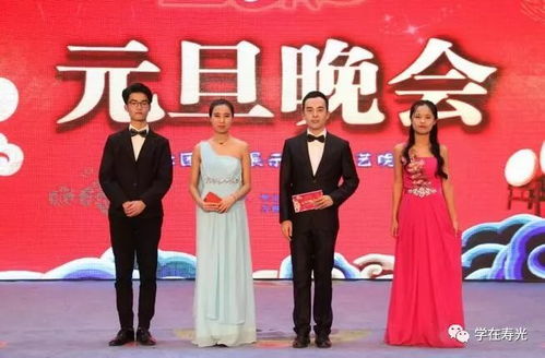 小品演员的副业究竟是什么？他们如何在舞台上外施展才华？