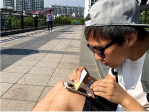 邓超贴膜孙俪卖枣，这对夫妻为何纷纷投身副业？