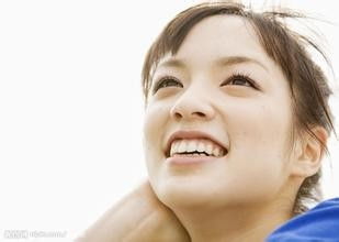 女生如何通过副业成为受欢迎的中文老师？