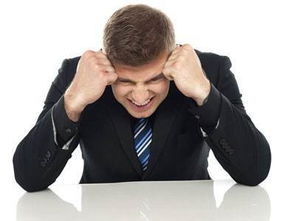 哪些人群在兼职写字领域活跃？他们的职业和生活状态如何？