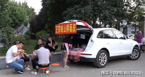 下班后摆摊卖奥迪车模，真的能赚钱吗？