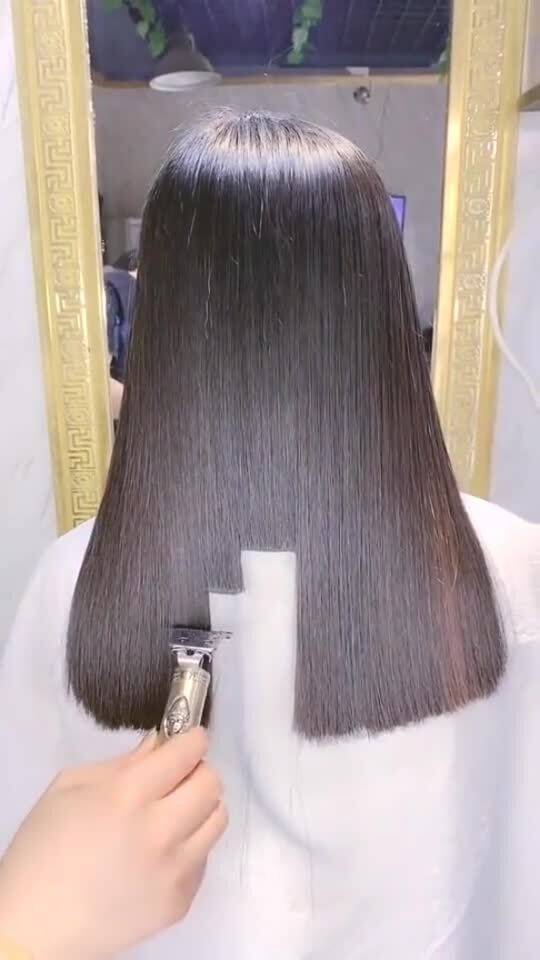 头发稀疏的顾客应该如何修剪才能更显发量？