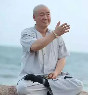 友谊与金钱，为何有人只选后者而忽略前者？