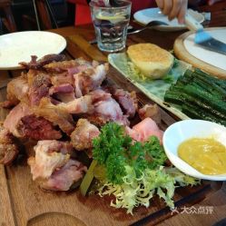 哪些平台正在进行肇庆美食自助直播？探索当地美食的精选直播平台