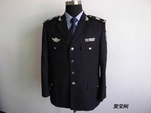 学生装、工作服、制服，它们之间有何区别与联系？
