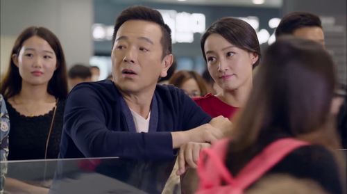 妻子辛苦打拼养家，丈夫为何疑心她有外遇？