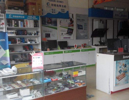 如何成功经营电脑店副业？新手必问的实用指南