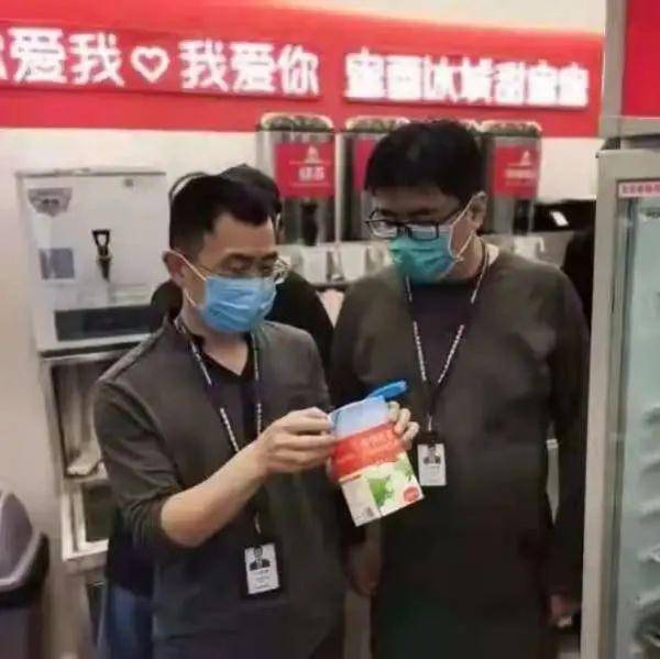 郑州的蜜雪冰城店铺众多，你知道具体有多少家吗？