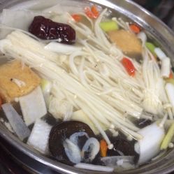 塘厦地区哪里可以找到性价比高的火锅自助团购平台？