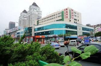 青岛利群集团旗下有多少门店？利群在青岛具体有几家店？