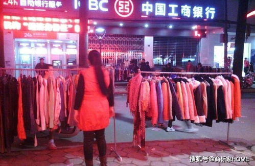 摆摊卖衣服有哪些摆放技巧？如何吸引顾客目光？