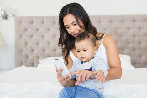 儿子在家为何一分钱不挣？家庭经济背后的隐情是什么？