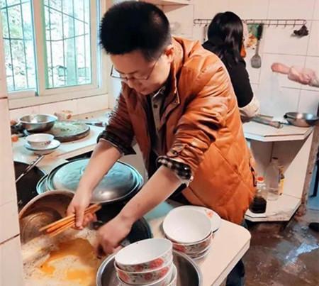 兼职送外卖能否解决晚餐问题？上班族的真实体验分享
