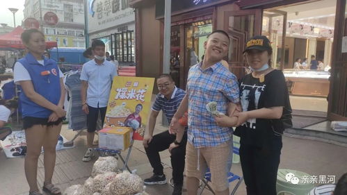 16岁少年摆地摊创业，背后有何故事？
