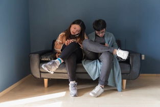 出租房内美女如何赚钱？真实视频揭秘背后故事
