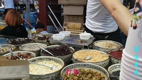 网红小食品批发市场究竟藏身何处？靠谱进货渠道该如何寻觅？