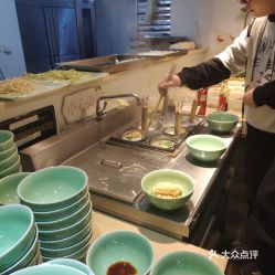 株洲地区的自助打菜平台哪家强？探索智能餐饮新体验！
