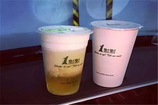 小滋润奶茶加盟费用是多少？投资一家需要准备多少资金？