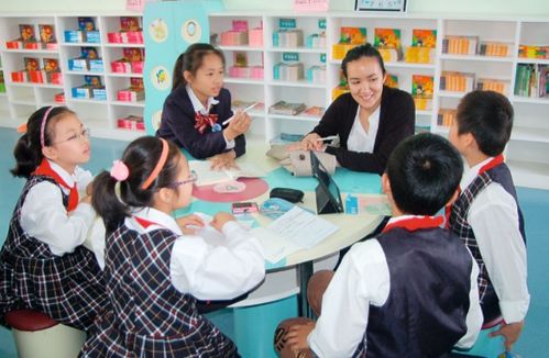 大学老师兼职演戏，教学与演艺如何兼顾？