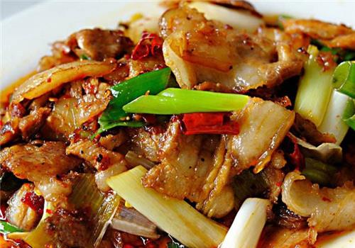 回锅肉如何实现盈利模式？探索其背后的赚钱之道