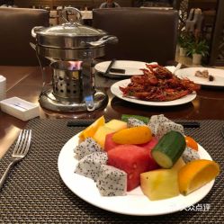 想要品尝靖江美食？自助餐团购优惠哪个平台更划算？