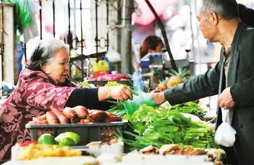 如何在路边摆摊高效售卖商品实现盈利？