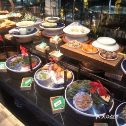 想要品尝马鞍山美食兼享受住宿优惠？哪个自助餐住宿团购平台最划算？
