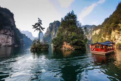 想要探索湖南美景？哪个自助游网站最值得信赖？