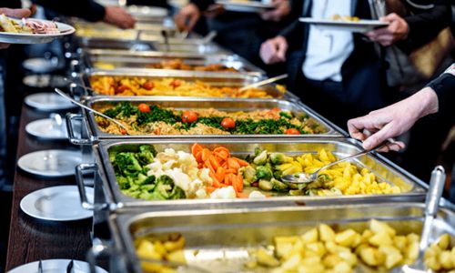 想要品尝西安风味？自助餐采购平台官网带您探索美食天地！