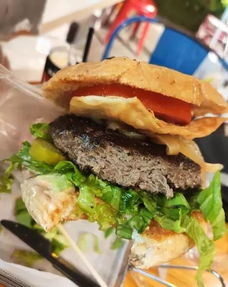 在广州开设牛肉饼店，能否实现盈利？