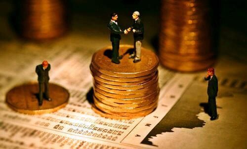 借5万元投资基金，真的能赚钱吗？风险和收益如何权衡？