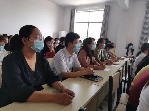如何在社区工作中巧妙开展副业，实现收入双增长？