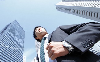 如何高效兼顾本职与兼职工作，实现职场双赢？