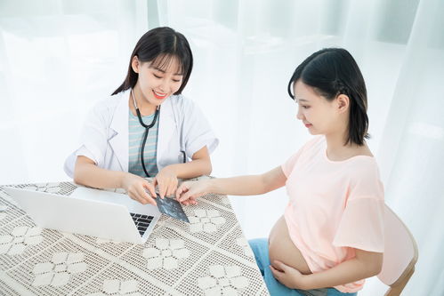 丈夫忙于赚钱，为何缺席妻子的产检？