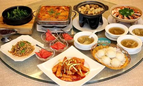 建阳地区的自助餐预订，哪个在线平台最值得推荐？
